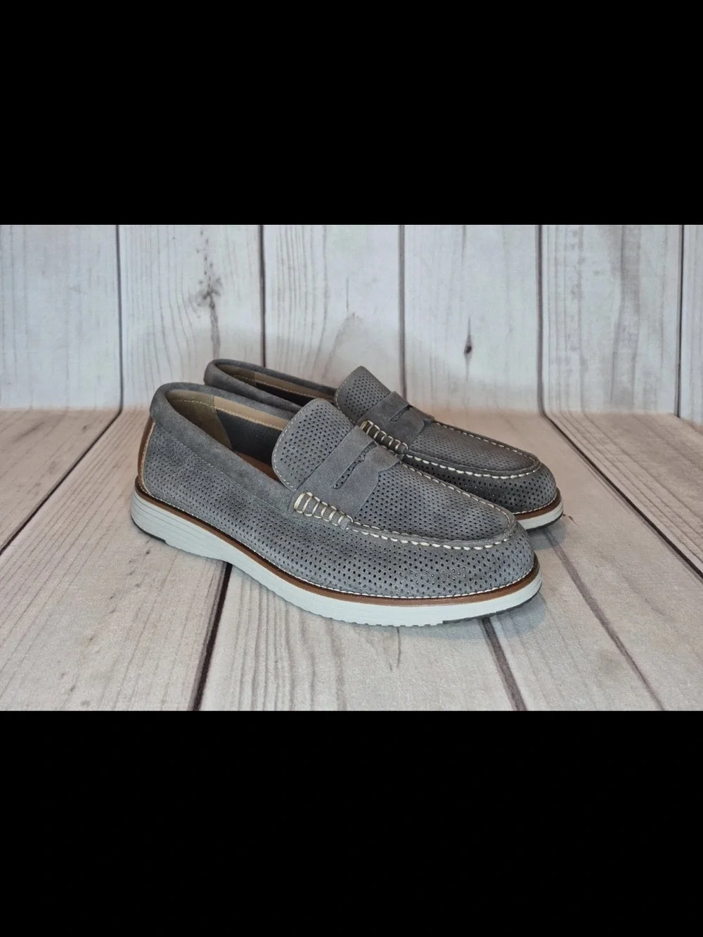 Johnston & Murphy Men's Size 13M Gray Nubuck Perforated Trufoam Loafer Shoes